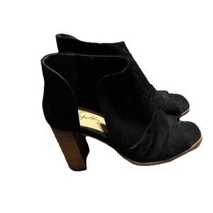 42 Gold Black Suede Peep Toe Heels Bootie Dorsay Womens Size 8.5